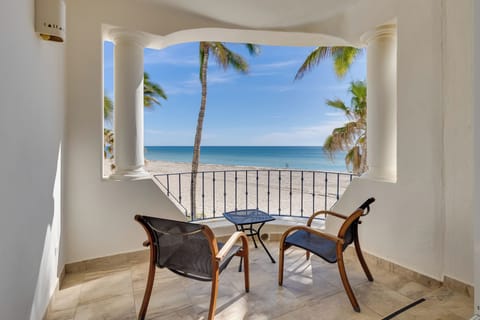 Livingroom Deck