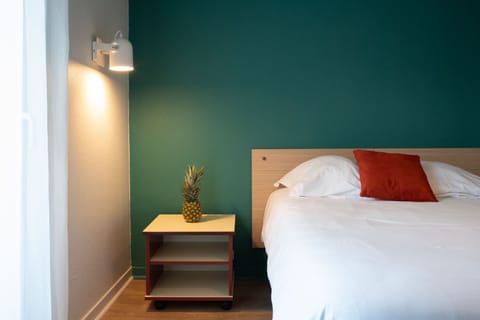 A cozy sleeping space designed for relaxed evenings and restful nights.