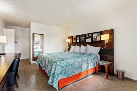 Basic Single Room, City View | Desk, laptop workspace, free WiFi