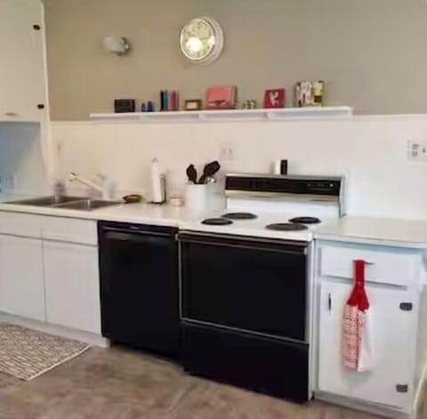 Fully furnished Kitchen