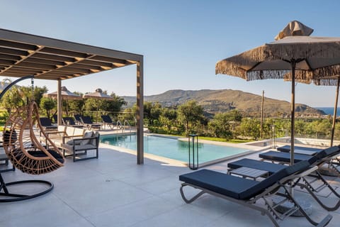 Building Exterior, Outdoor, Pool