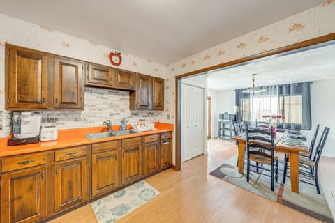 Dining Table | Kitchen