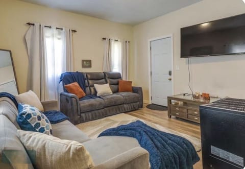 Indoors, Home Decor, Cushion, Couch, Furniture