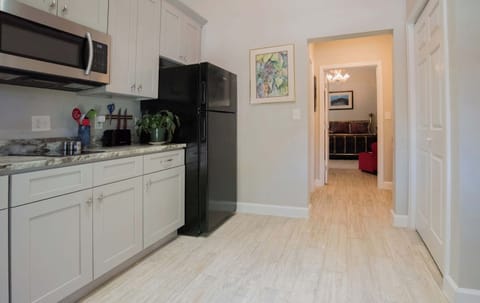 Compact kitchen, unlimited possibilities