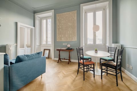 Cozy and functional dining room
