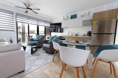 Living Room/Kitchen