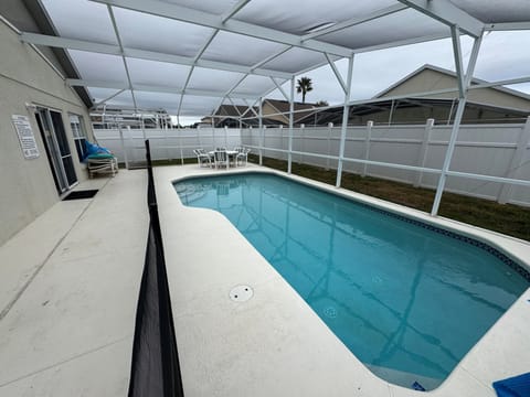 Pool 2.jpg