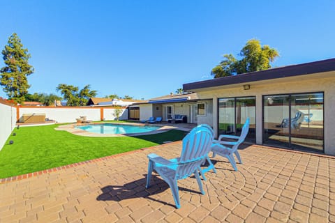 Mesa Vacation Rental | 3BR | 2BA | 1,940 Sq Ft | 1 Step to Enter