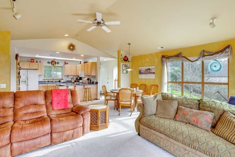 Bellingham Vacation Rental | 3BR | 2BA | 1,200 Sq Ft