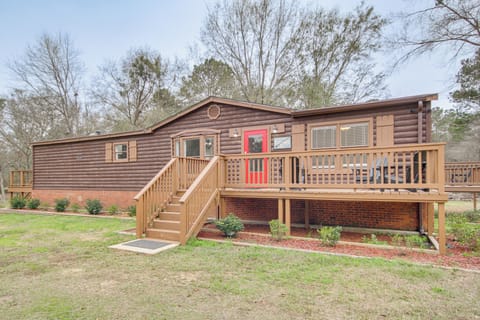 Perkinston Vacation Rental | 3BR | 2BA | 1,800 Sq Ft