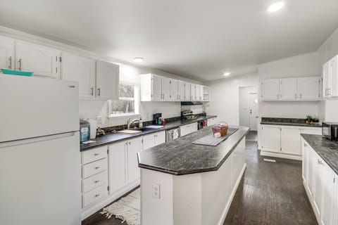 Kitchen | Cooking Basics | Keurig Coffee Maker