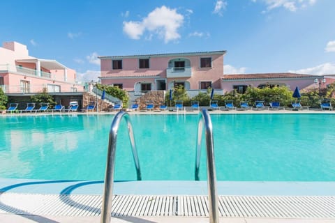 Holiday Home Swimming Pool