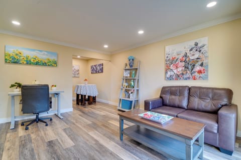 Pleasanton Vacation Rental | 1BR | 1BA | 600 Sq Ft | Exterior Steps to Access