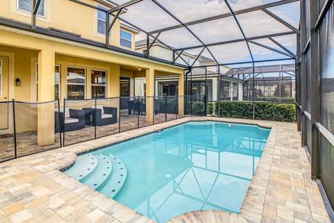 Private pool with optional heating