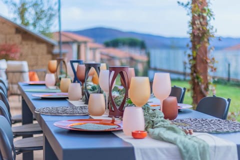 Balcony / Terrace / Patio, Building Exterior, Outdoor, Scenic View