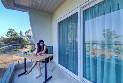 Double Room | Outdoor dining