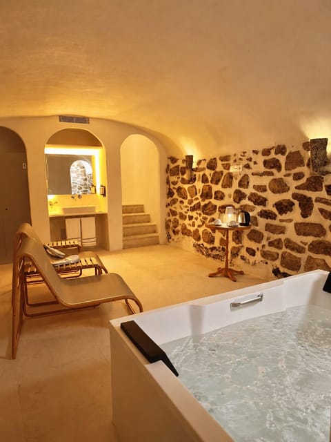 Body treatments, body scrubs, facials