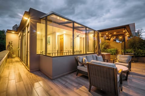 Private terrace, dawn