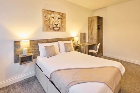 Illumination Suite, Blackpool - Host & Stay