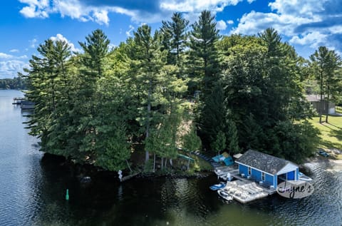 Waterfront, Dock &amp; Boathouse
