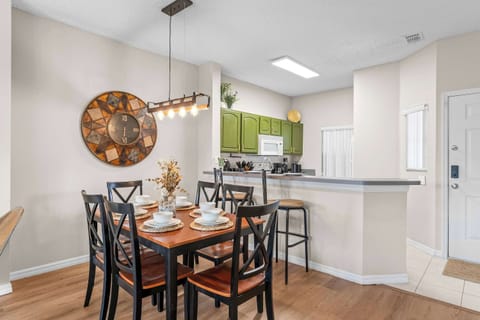 Dining table with seating for 6 