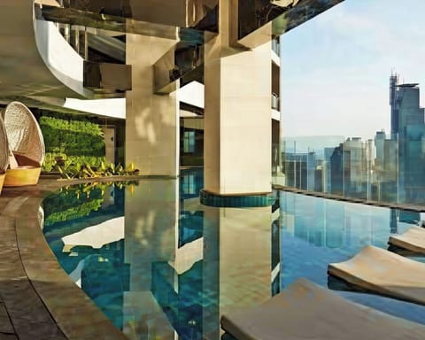 Rooftop pool