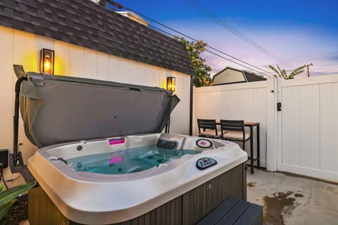 Jacuzzi Hot Tub