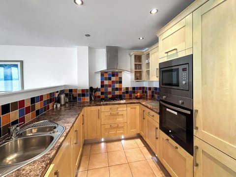 Kitchen area | Flat 2, Newquay