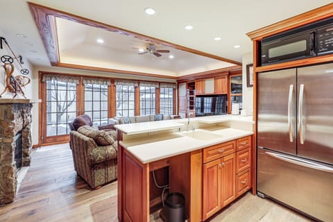 House (Multiple Bedrooms) | Interior