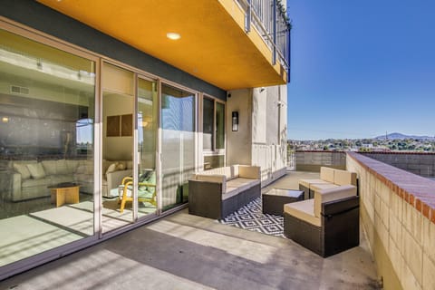 Apartment (3 Bedrooms) | Front of property