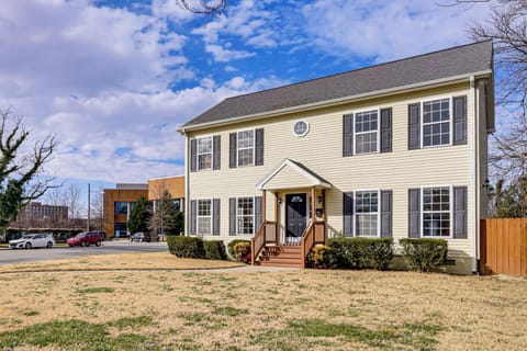 House (4 Bedrooms) | Front of property