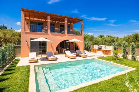 Beautiful villa with private pool and terrace