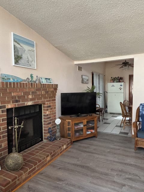 Spacious 4-bed house in peaceful Ocean Pines - wooded near pool, bay, & ocean House in Ocean Pines