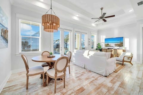 Welcome to 'Vacay on 30A' by Stay on 30a!