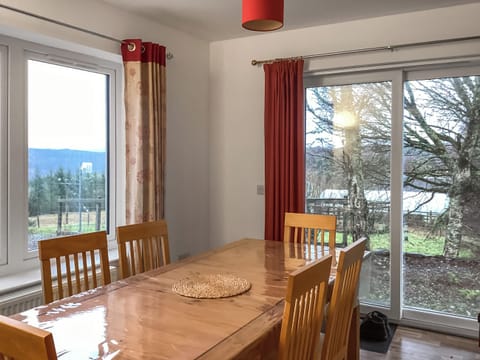 Dining Area | Shedfield Cottage, Drumnadrochit