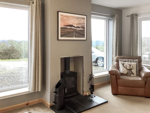 Living area | Shedfield Cottage, Drumnadrochit