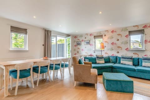 Summerleaze Garden Cottage 3 Spa