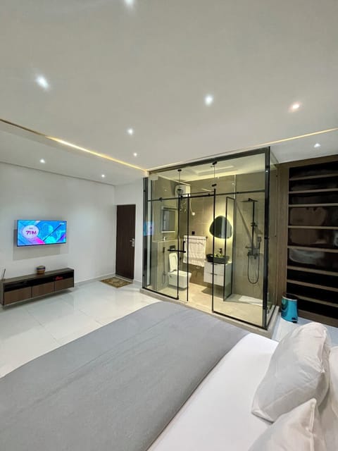 Economy Room, Balcony, City View | Desk, laptop workspace, blackout drapes, soundproofing