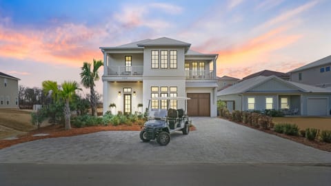 6 Seater Golf Cart Included