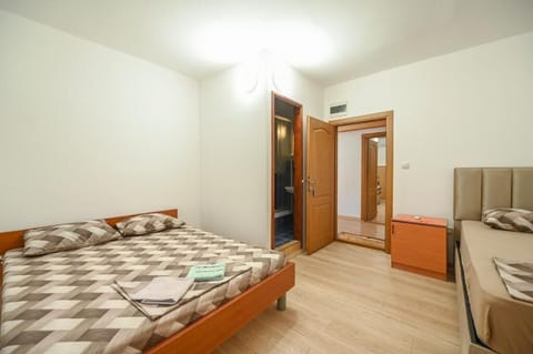 Economy Triple Room | Free WiFi