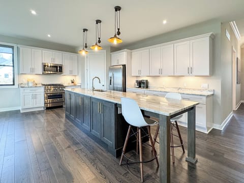 Perfect for gathering after the beach or skiing.