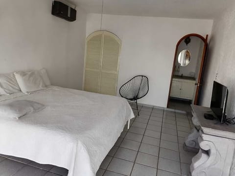 Basic Room, Balcony, Lake View | Free WiFi