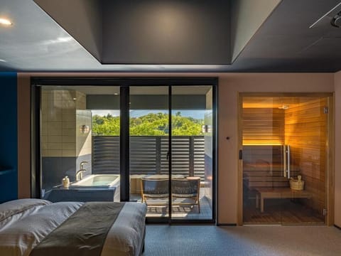 Deluxe Twin Room, Balcony, Mountain View | In-room safe, iron/ironing board, free WiFi