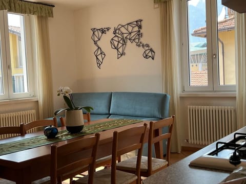 EED19883 ED2F 4CA6 995A 5DDE85FC18DE