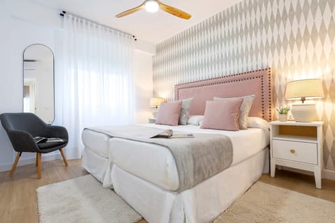 Apartment (2 Bedrooms) | 2 bedrooms, iron/ironing board, free WiFi, bed sheets