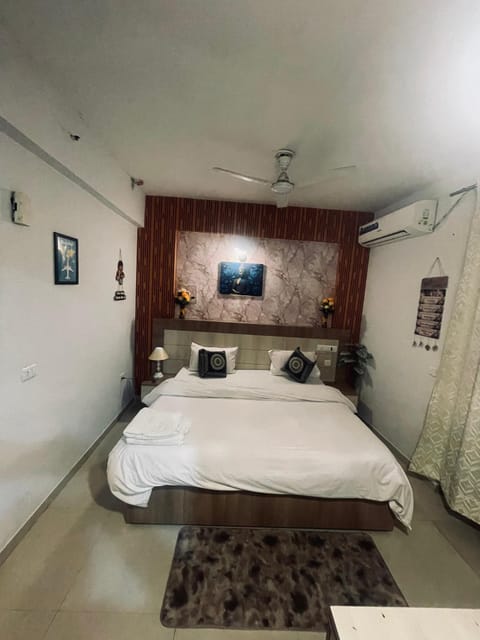 Apartment | Rollaway beds, free WiFi, bed sheets