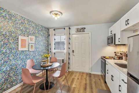 Welcome to Hillview Haven!