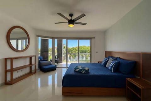 02_master_bedroom