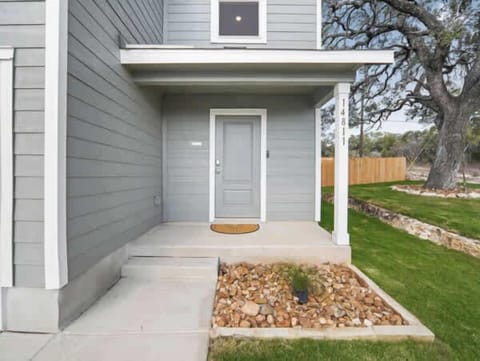 Welcome to The Oak Tree House!