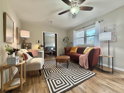 Sitting room right inside the front door